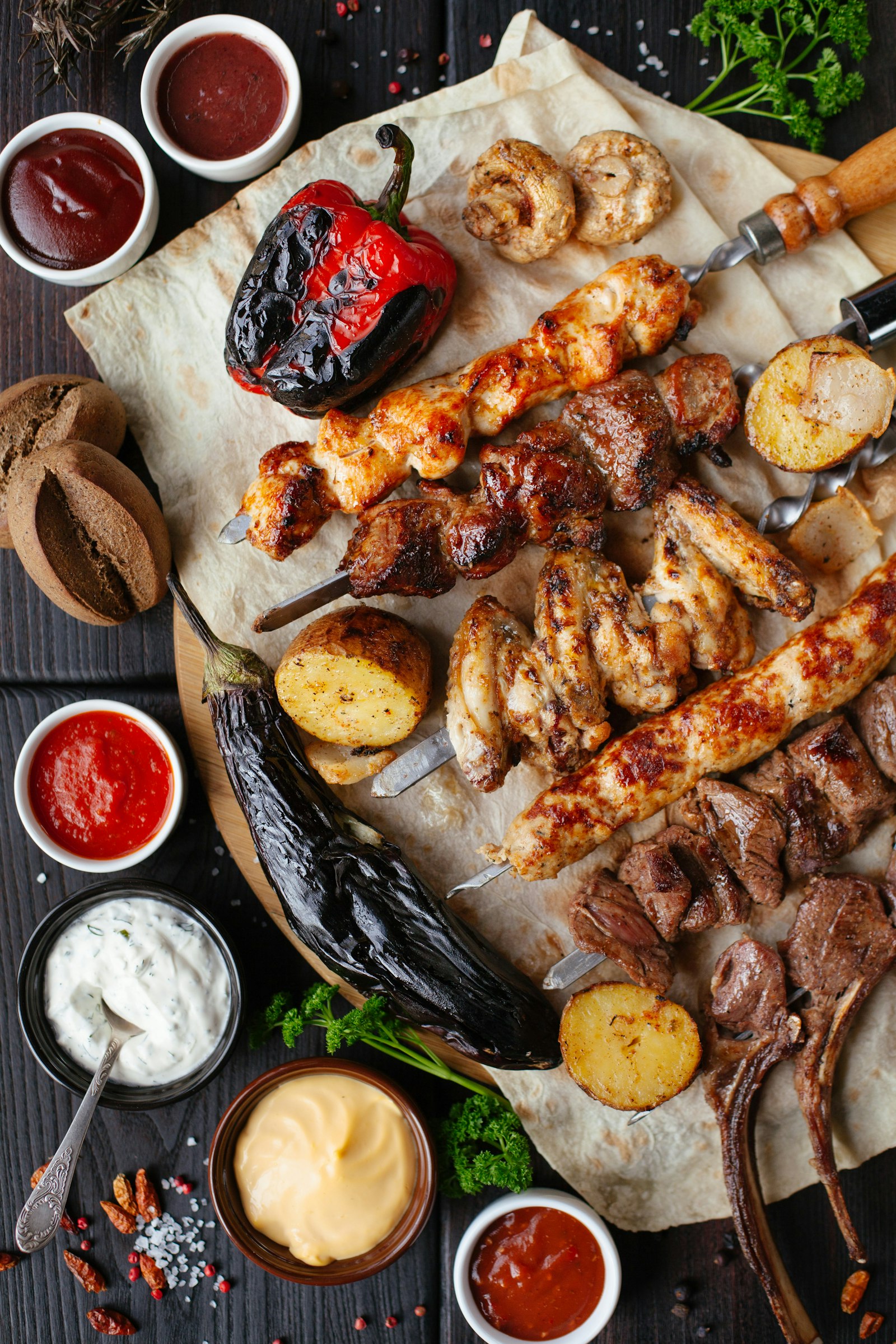 Food and Beverage Management: Culinary Trends, Kitchen Operations, and Smart Menu Development